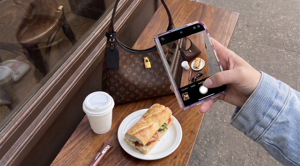 How to Choose a Foldable Phone Case: Materials, Hinge, and Fit Introduction