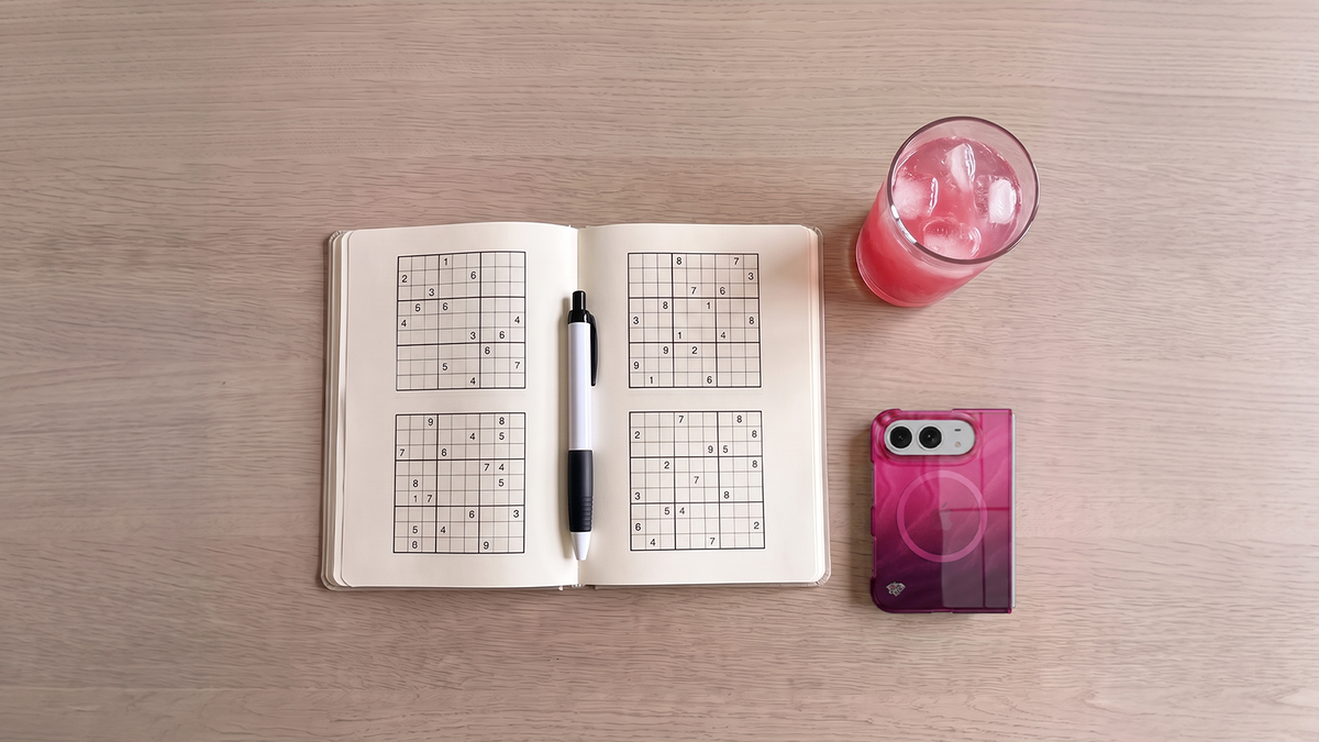 iPhone Duo Hinge Protection: Is a Hinge Cover Worth It?